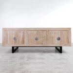 talent design, rattan kapaklı TV ünitesi, meşe ahşap konsol, minimalist tasarım TV sehpası, modern TV ünitesi, doğal malzemeli konsol, İskandinav tarzı mobilya, şık oturma odası konsolu, rustik TV sehpası, rattan detaylı mobilya, zarif tasarım TV ünitesi, doğal ahşap TV sehpası, el yapımı konsol tasarımı, dekoratif oturma odası konsolu, fonksiyonel TV ünitesi, estetik ve dayanıklı mobilya