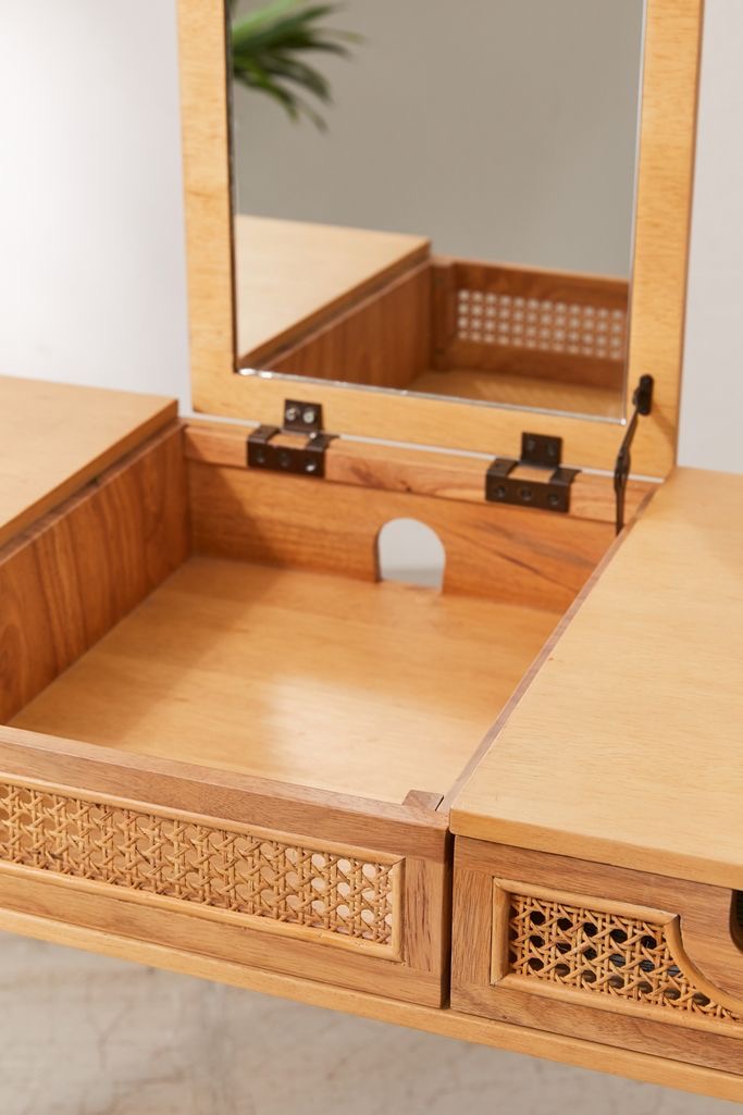 talent design, modern makyaj masası, rattan çekmeceli masa, ahşap makyaj masası, İskandinav tarz makyaj masası, doğal malzemeli masa, şık makyaj masası tasarımı, minimal tasarım masa, masif meşe makyaj masası, estetik makyaj masası, ergonomik masa, lüks makyaj masası, dekoratif makyaj masası, rustik makyaj masası, oturma odası için masa, işlevsel makyaj masası, çok amaçlı masa, vintage tarz makyaj masası, doğal tonlarda masa, tasarımcı masa, bohem tarz masa, özel tasarım makyaj masası, hafif ve dayanıklı masa, çekmeceli makyaj masası, kompakt makyaj masası, iç mekan estetik mobilyası