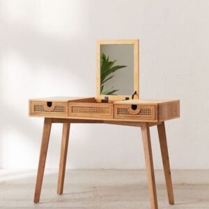 talent design, modern makyaj masası, rattan çekmeceli masa, ahşap makyaj masası, İskandinav tarz makyaj masası, doğal malzemeli masa, şık makyaj masası tasarımı, minimal tasarım masa, masif meşe makyaj masası, estetik makyaj masası, ergonomik masa, lüks makyaj masası, dekoratif makyaj masası, rustik makyaj masası, oturma odası için masa, işlevsel makyaj masası, çok amaçlı masa, vintage tarz makyaj masası, doğal tonlarda masa, tasarımcı masa, bohem tarz masa, özel tasarım makyaj masası, hafif ve dayanıklı masa, çekmeceli makyaj masası, kompakt makyaj masası, iç mekan estetik mobilyası