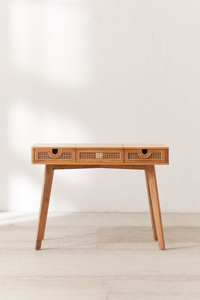 talent design, modern makyaj masası, rattan çekmeceli masa, ahşap makyaj masası, İskandinav tarz makyaj masası, doğal malzemeli masa, şık makyaj masası tasarımı, minimal tasarım masa, masif meşe makyaj masası, estetik makyaj masası, ergonomik masa, lüks makyaj masası, dekoratif makyaj masası, rustik makyaj masası, oturma odası için masa, işlevsel makyaj masası, çok amaçlı masa, vintage tarz makyaj masası, doğal tonlarda masa, tasarımcı masa, bohem tarz masa, özel tasarım makyaj masası, hafif ve dayanıklı masa, çekmeceli makyaj masası, kompakt makyaj masası, iç mekan estetik mobilyası