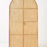 talent_design, kavisli gardırop, rattan kapaklı dolap, doğal ahşap gardırop, minimalist tasarım gardırop, modern yatak odası dolabı, meşe gardırop, zarif tasarım dolap, şık depolama çözümü, doğal malzemeli dolap, İskandinav tarzı gardırop, rustik rattan detaylı dolap, dekoratif gardırop tasarımı, iç mekan depolama mobilyası, el yapımı ahşap gardırop, otantik rattan kapaklı mobilya