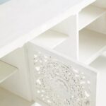 talent design, rattan kapaklı konsol, meşe ahşap büfe, minimalist tasarım konsol, modern depolama mobilyası, çekmeceli konsol tasarımı, İskandinav tarzı mobilya, doğal ahşap konsol, şık oturma odası mobilyası, zarif tasarım konsol, rustik rattan detaylı büfe, doğal malzemeli büfe, el yapımı ahşap konsol, dekoratif depolama çözümü, estetik ve fonksiyonel konsol, modern iç mekan büfe, El oyması kapaklı büfe