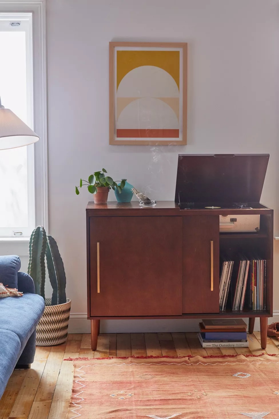 talent design, plak saklama dolabı, pikap dolabı, ahşap plak dolabı, modern tasarım dolap, vintage plak mobilyası, plak depolama ünitesi, oturma odası için dolap, minimal plak saklama, estetik depolama mobilyası, masif ahşap dolap, retro pikap dolabı, kitaplık tarzı plak dolabı, çok amaçlı dolap tasarımı, şık depolama çözümü, plak koleksiyonu dolabı, müzik odası mobilyası, pikap ve plak standı, tasarımcı mobilya dolabı, ergonomik depolama çözümü, doğal ahşap mobilya, çağdaş plak dolabı, dekoratif depolama mobilyası, pikap saklama ünitesi, plak düzenleyici dolap, lüks ahşap dolap
