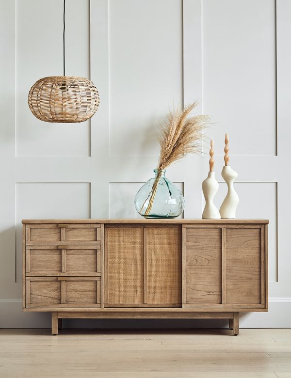 talent design, rattan kapaklı konsol, meşe ahşap büfe, minimalist tasarım konsol, modern depolama mobilyası, çekmeceli konsol tasarımı, İskandinav tarzı mobilya, doğal ahşap konsol, şık oturma odası mobilyası, zarif tasarım konsol, rustik rattan detaylı büfe, doğal malzemeli büfe, el yapımı ahşap konsol, dekoratif depolama çözümü, estetik ve fonksiyonel konsol, modern iç mekan büfe, El oyması kapaklı büfe, servant, servant dolabı