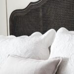 talent design, el oyma yatak başı, ahşap motifli yatak başı, doğal ahşap yatak başı, oymalı tasarım yatak başı, estetik yatak başı, rustik yatak başı, şık yatak odası mobilyası, bohem tarz yatak başı, vintage tarz yatak başı, el işçiliği yatak başı, modern yatak başı tasarımı, dekoratif yatak başı, iç mekan estetik mobilyası, özel tasarım yatak başı, dayanıklı ahşap yatak başı, doğal tonlarda yatak başı, lüks yatak başı, tasarımcı yatak başı, İskandinav tarz yatak başı, hafif ve şık yatak başı, minimalist yatak başı, sanatsal yatak başı tasarımı, oymalı ahşap mobilya, yatak odası dekorasyon ürünü, çağdaş ahşap mobilya, hasır oymalı yatak başı