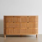 talent design, rattan detaylı şifonyer, meşe ahşap şifonyer, çekmeceli depolama ünitesi, minimalist tasarım şifonyer, doğal malzemeli şifonyer, İskandinav tarzı mobilya, modern yatak odası şifonyeri, rustik tasarım şifonyer, zarif ahşap şifonyer, el yapımı şifonyer mobilyası, rattan kapaklı çekmeceli dolap, doğal ahşap mobilya, estetik ve fonksiyonel şifonyer, şık depolama çözümü, dekoratif şifonyer tasarımı, Meşe aynalı yüksek şifonyer, sekiz çekmeceli şifonyer, eskitme şifonyer, bombe çekmeceli şifonyer, yüksek şifonyer, torna ayaklı şifonyer