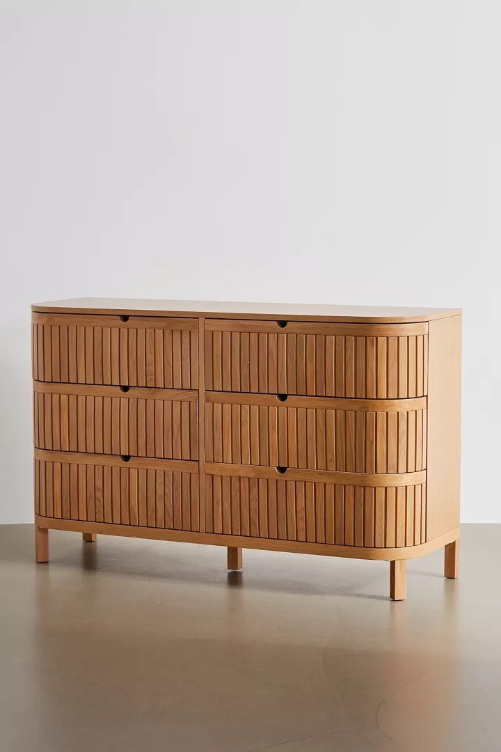 talent design, rattan detaylı şifonyer, meşe ahşap şifonyer, çekmeceli depolama ünitesi, minimalist tasarım şifonyer, doğal malzemeli şifonyer, İskandinav tarzı mobilya, modern yatak odası şifonyeri, rustik tasarım şifonyer, zarif ahşap şifonyer, el yapımı şifonyer mobilyası, rattan kapaklı çekmeceli dolap, doğal ahşap mobilya, estetik ve fonksiyonel şifonyer, şık depolama çözümü, dekoratif şifonyer tasarımı, Meşe aynalı yüksek şifonyer, sekiz çekmeceli şifonyer, eskitme şifonyer, bombe çekmeceli şifonyer, yüksek şifonyer, torna ayaklı şifonyer