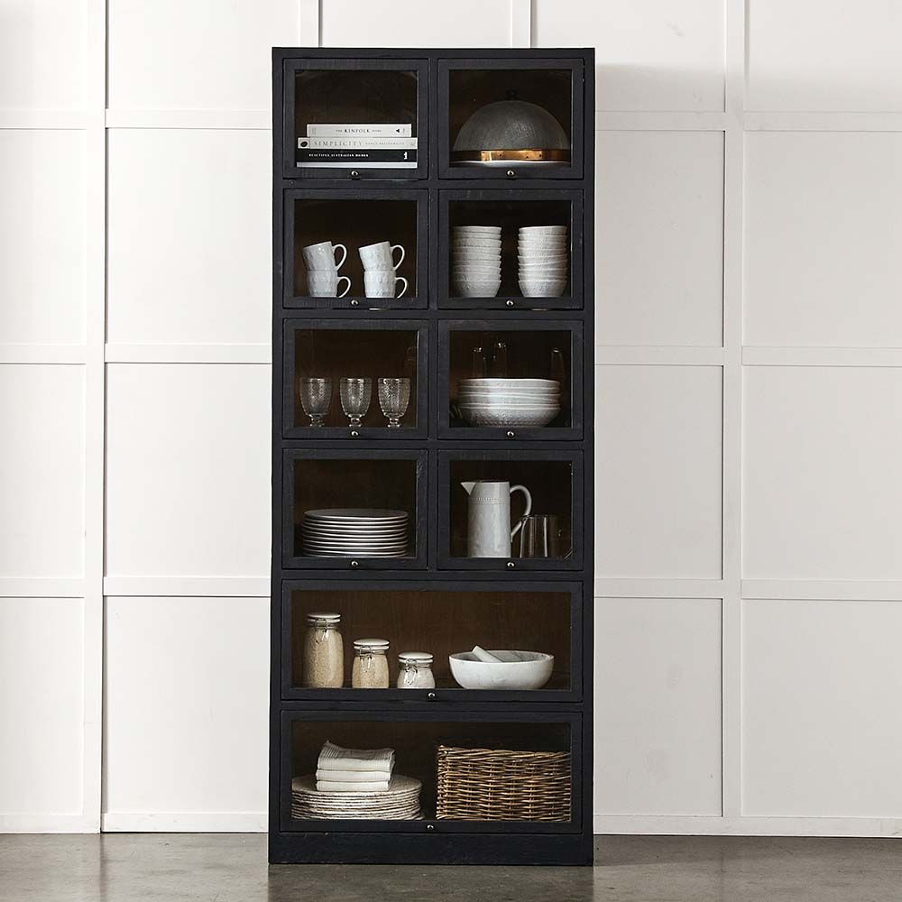 talent design, meşe vitrin büfe, kavisli vitrin dolap, modern vitrin tasarımı, doğal ahşap vitrin, masif meşe dolap, şık vitrin dolap, cam kapaklı vitrin, dekoratif vitrin büfe, zarif vitrin modeli, ahşap kavisli dolap, rustik vitrin tasarımı, ergonomik vitrin büfe, minimalist vitrin dolap, doğal malzemeli vitrin, iç mekan dekorasyon dolabı, Modern vitrin dolabı, Mavi lake boyalı vitrin, İngiliz tarzı vitrin, Şık vitrin tasarımı, Cam kapaklı dolap, Dekoratif vitrin dolabı, Salon için vitrin, Masif vitrin modelleri, Özel tasarım dolap, Estetik vitrin mobilyası, Modern bufeler, Şık camlı dolap, Lake boyalı mobilya, Fonksiyonel vitrin tasarımı, El yapımı vitrin, Yüksek kaliteli dolap, Ahşap vitrin modelleri, Özgün dolap tasarımı, Klasik ve modern dolap, Mavi dekoratif mobilya