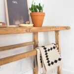 talent design, masif ahşap dresuar, doğal ahşap konsol, torna ayaklı dresuar, İskandinav tasarım dresuar, minimalist ahşap mobilya, modern dresuar tasarımı, rustik doğal ahşap dresuar, şık oturma odası konsolu, el yapımı ahşap dresuar, doğal cilalı ahşap masa, sade ve zarif dresuar, masif ayaklı mobilya, estetik iç mekan mobilyası, ahşap dekoratif dresuar, ergonomik dresuar tasarımı, El oyması kapaklı dresuar, eski görünümlü dresuar