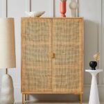 talent design, rattan kapaklı konsol, meşe ahşap büfe, minimalist tasarım konsol, modern depolama mobilyası, çekmeceli konsol tasarımı, İskandinav tarzı mobilya, doğal ahşap konsol, şık oturma odası mobilyası, zarif tasarım konsol, rustik rattan detaylı büfe, doğal malzemeli büfe, el yapımı ahşap konsol, dekoratif depolama çözümü, estetik ve fonksiyonel konsol, modern iç mekan büfe, El oyması kapaklı büfe, servant, servant dolabı