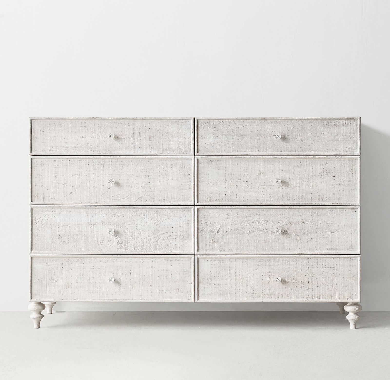 talent design, rattan detaylı şifonyer, meşe ahşap şifonyer, çekmeceli depolama ünitesi, minimalist tasarım şifonyer, doğal malzemeli şifonyer, İskandinav tarzı mobilya, modern yatak odası şifonyeri, rustik tasarım şifonyer, zarif ahşap şifonyer, el yapımı şifonyer mobilyası, rattan kapaklı çekmeceli dolap, doğal ahşap mobilya, estetik ve fonksiyonel şifonyer, şık depolama çözümü, dekoratif şifonyer tasarımı, Meşe aynalı yüksek şifonyer, sekiz çekmeceli şifonyer, eskitme şifonyer, bombe çekmeceli şifonyer, yüksek şifonyer, torna ayaklı şifonyer