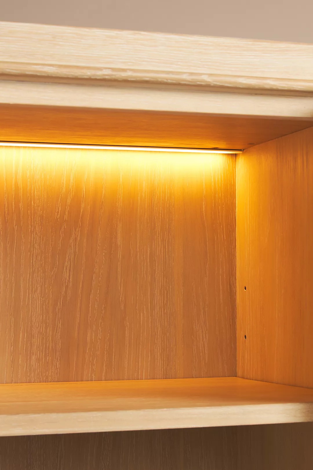 talent design, meşe vitrin büfe, kavisli vitrin dolap, modern vitrin tasarımı, doğal ahşap vitrin, masif meşe dolap, şık vitrin dolap, cam kapaklı vitrin, dekoratif vitrin büfe, zarif vitrin modeli, ahşap kavisli dolap, rustik vitrin tasarımı, ergonomik vitrin büfe, minimalist vitrin dolap, doğal malzemeli vitrin, iç mekan dekorasyon dolabı, Modern vitrin dolabı, Mavi lake boyalı vitrin, İngiliz tarzı vitrin, Şık vitrin tasarımı, Cam kapaklı dolap, Dekoratif vitrin dolabı, Salon için vitrin, Masif vitrin modelleri, Özel tasarım dolap, Estetik vitrin mobilyası, Modern bufeler, Şık camlı dolap, Lake boyalı mobilya, Fonksiyonel vitrin tasarımı, El yapımı vitrin, Yüksek kaliteli dolap, Ahşap vitrin modelleri, Özgün dolap tasarımı, Klasik ve modern dolap, Mavi dekoratif mobilya