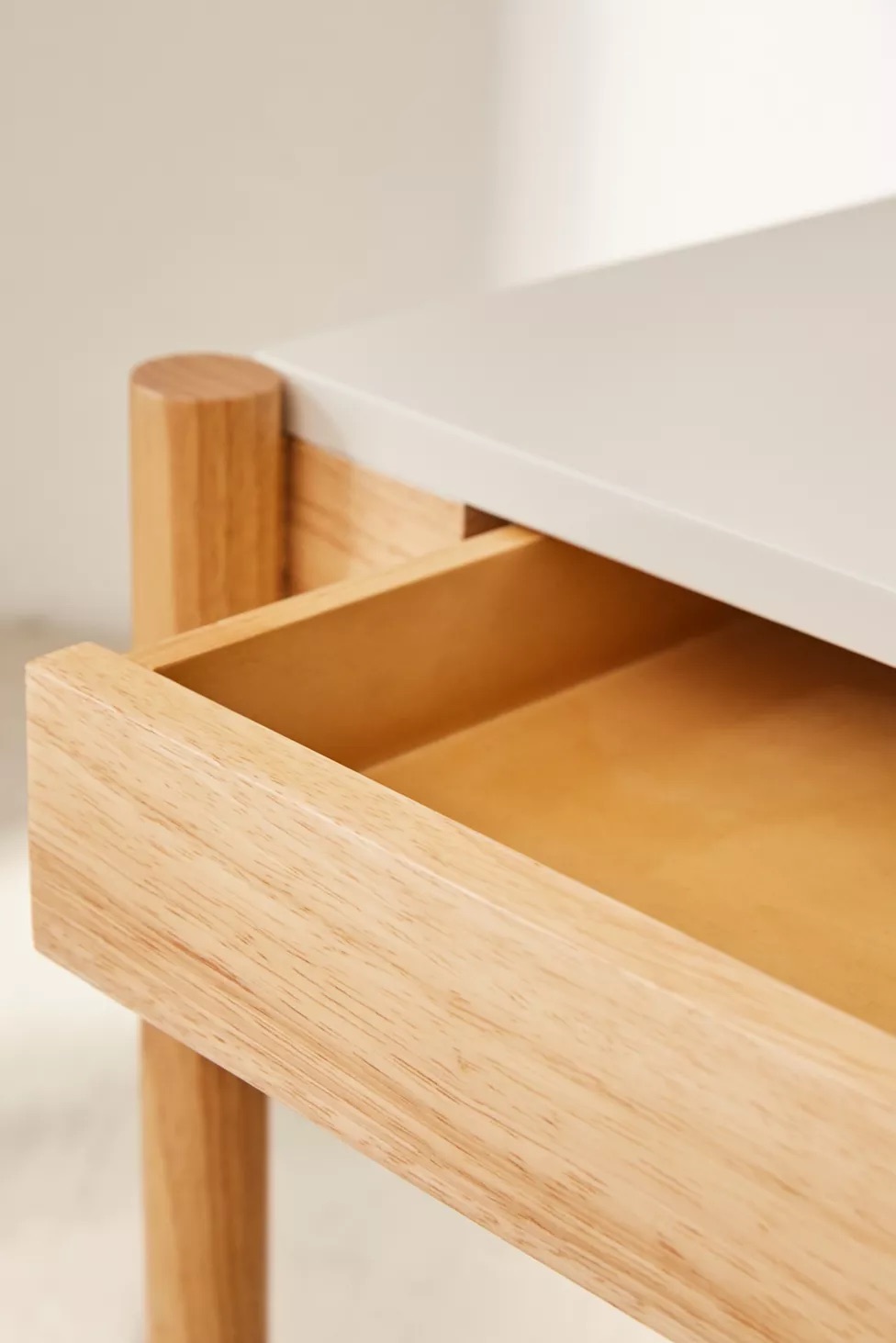 talent design, rattan kapaklı çalışma masası, meşe ahşap masa, retro çalışma masası, İskandinav tasarım masa, doğal malzemeli masa, minimalist çalışma masası, modern ofis masası, şık ev ofis mobilyası, ergonomik çalışma masası, rattan detaylı ofis masası, ahşap masa tasarımı, zarif ofis mobilyası, el yapımı ahşap masa, depolamalı çalışma masası, estetik ve fonksiyonel masa, modern çalışma masası, İskandinav tarz masa, ahşap çalışma masası, doğal malzemeli masa, minimal tasarım masa, ergonomik çalışma masası, şık çalışma mobilyası, estetik çalışma alanı, masif ahşap masa, sade tasarım masa, bohem tarz masa, fonksiyonel çalışma masası, ofis için çalışma masası, ev ofis mobilyası, dekoratif çalışma masası, lüks çalışma mobilyası, çağdaş masa tasarımı, doğal tonlarda masa, rustik çalışma masası, kompakt tasarım masa, çok amaçlı masa, hafif ve dayanıklı masa, tasarımcı masa, modern iç mekan mobilyası, şık masa düzeni