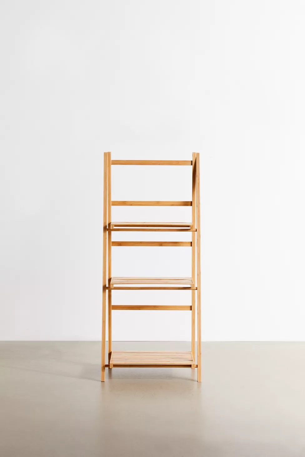 talent design, masif ahşap kitaplık, retro kitaplık tasarımı, açık raflı kitaplık, vintage tarz kitaplık, doğal ahşap raf ünitesi, minimalist kitaplık modeli, modern ahşap raf sistemi, dekoratif kitaplık, oturma odası kitaplık, şık raflı kitaplık, ergonomik ahşap kitaplık, el yapımı kitaplık mobilya, İskandinav tasarım kitaplık, doğal malzemeli raf ünitesi, iç mekan ahşap dekorasyon