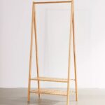 talent design, masif ahşap kitaplık, retro kitaplık tasarımı, açık raflı kitaplık, vintage tarz kitaplık, doğal ahşap raf ünitesi, minimalist kitaplık modeli, modern ahşap raf sistemi, dekoratif kitaplık, oturma odası kitaplık, şık raflı kitaplık, ergonomik ahşap kitaplık, el yapımı kitaplık mobilya, İskandinav tasarım kitaplık, doğal malzemeli raf ünitesi, iç mekan ahşap dekorasyon