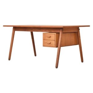 talent design, rattan kapaklı çalışma masası, meşe ahşap masa, retro çalışma masası, İskandinav tasarım masa, doğal malzemeli masa, minimalist çalışma masası, modern ofis masası, şık ev ofis mobilyası, ergonomik çalışma masası, rattan detaylı ofis masası, ahşap masa tasarımı, zarif ofis mobilyası, el yapımı ahşap masa, depolamalı çalışma masası, estetik ve fonksiyonel masa, modern çalışma masası, İskandinav tarz masa, ahşap çalışma masası, doğal malzemeli masa, minimal tasarım masa, ergonomik çalışma masası, şık çalışma mobilyası, estetik çalışma alanı, masif ahşap masa, sade tasarım masa, bohem tarz masa, fonksiyonel çalışma masası, ofis için çalışma masası, ev ofis mobilyası, dekoratif çalışma masası, lüks çalışma mobilyası, çağdaş masa tasarımı, doğal tonlarda masa, rustik çalışma masası, kompakt tasarım masa, çok amaçlı masa, hafif ve dayanıklı masa, tasarımcı masa, modern iç mekan mobilyası, şık masa düzeni