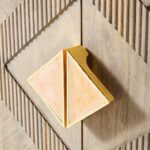 talent design, rattan kapaklı konsol, meşe ahşap büfe, minimalist tasarım konsol, modern depolama mobilyası, çekmeceli konsol tasarımı, İskandinav tarzı mobilya, doğal ahşap konsol, şık oturma odası mobilyası, zarif tasarım konsol, rustik rattan detaylı büfe, doğal malzemeli büfe, el yapımı ahşap konsol, dekoratif depolama çözümü, estetik ve fonksiyonel konsol, modern iç mekan büfe, El oyması kapaklı büfe, servant, servant dolabı