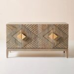 talent design, rattan kapaklı konsol, meşe ahşap büfe, minimalist tasarım konsol, modern depolama mobilyası, çekmeceli konsol tasarımı, İskandinav tarzı mobilya, doğal ahşap konsol, şık oturma odası mobilyası, zarif tasarım konsol, rustik rattan detaylı büfe, doğal malzemeli büfe, el yapımı ahşap konsol, dekoratif depolama çözümü, estetik ve fonksiyonel konsol, modern iç mekan büfe, El oyması kapaklı büfe, servant, servant dolabı