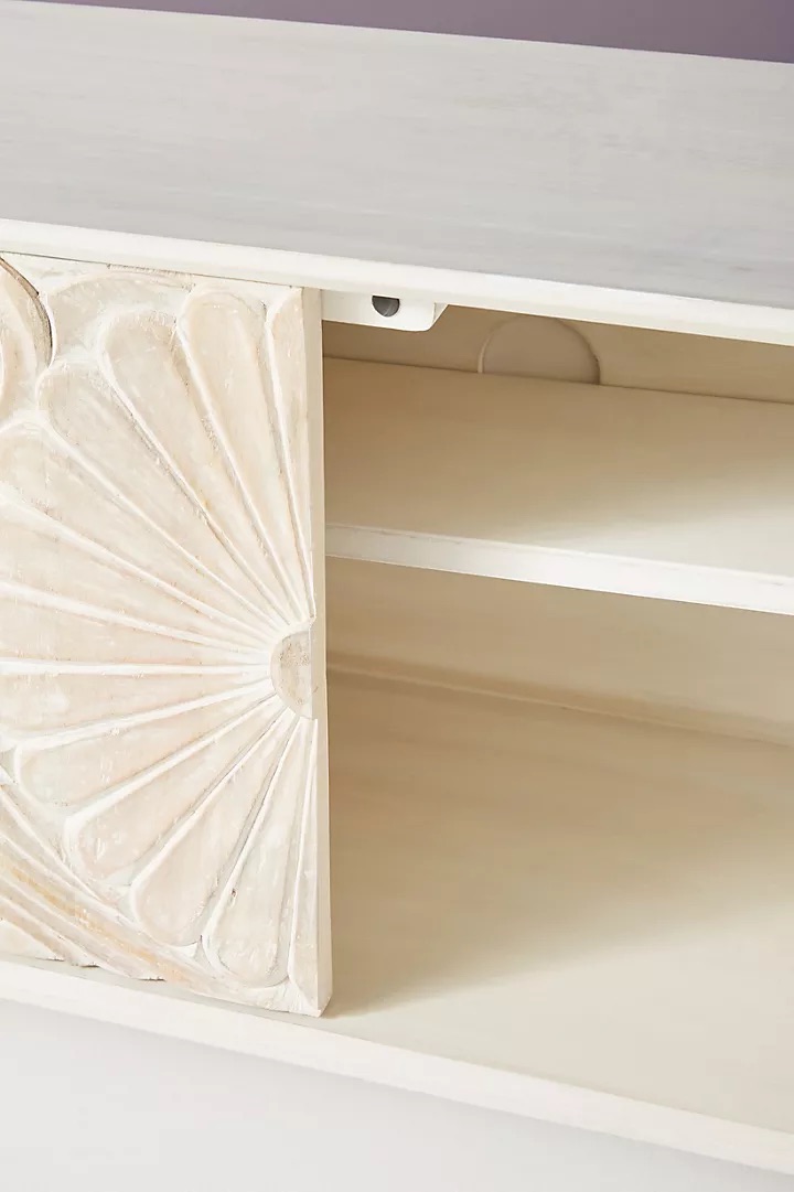 talent design, rattan kapaklı TV ünitesi, meşe ahşap konsol, minimalist tasarım TV sehpası, modern TV ünitesi, doğal malzemeli konsol, İskandinav tarzı mobilya, şık oturma odası konsolu, rustik TV sehpası, rattan detaylı mobilya, zarif tasarım TV ünitesi, doğal ahşap TV sehpası, el yapımı konsol tasarımı, dekoratif oturma odası konsolu, fonksiyonel TV ünitesi, estetik ve dayanıklı mobilya, Retro İskandinav tv ünitesi, Bombeli kapaklı tv ünitesi, beyazlatılmış meşe tv ünitesi, çekmeceli ceviz tv ünitesi, beyaz eskitme tv ünitesi