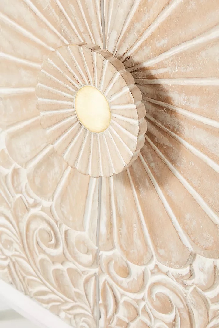 talent design, rattan kapaklı konsol, meşe ahşap büfe, minimalist tasarım konsol, modern depolama mobilyası, çekmeceli konsol tasarımı, İskandinav tarzı mobilya, doğal ahşap konsol, şık oturma odası mobilyası, zarif tasarım konsol, rustik rattan detaylı büfe, doğal malzemeli büfe, el yapımı ahşap konsol, dekoratif depolama çözümü, estetik ve fonksiyonel konsol, modern iç mekan büfe, El oyması kapaklı büfe, servant, servant dolabı