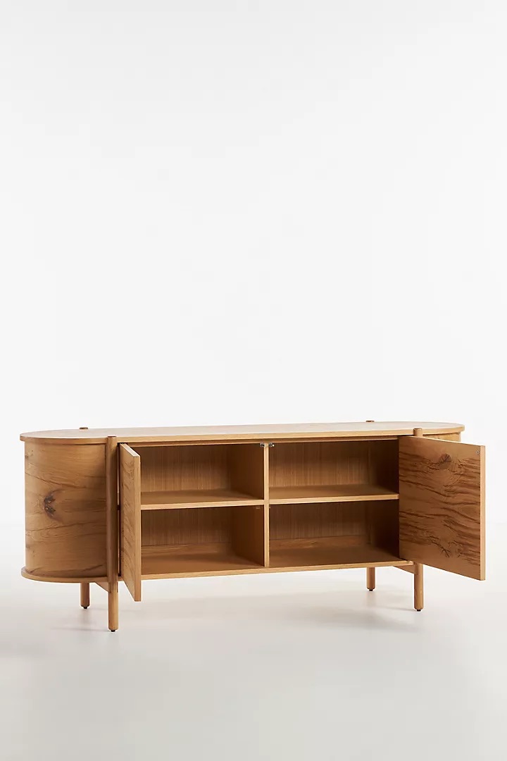 talent design, rattan kapaklı konsol, meşe ahşap büfe, minimalist tasarım konsol, modern depolama mobilyası, çekmeceli konsol tasarımı, İskandinav tarzı mobilya, doğal ahşap konsol, şık oturma odası mobilyası, zarif tasarım konsol, rustik rattan detaylı büfe, doğal malzemeli büfe, el yapımı ahşap konsol, dekoratif depolama çözümü, estetik ve fonksiyonel konsol, modern iç mekan büfe, El oyması kapaklı büfe, servant, servant dolabı