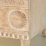 talent design, rattan kapaklı konsol, meşe ahşap büfe, minimalist tasarım konsol, modern depolama mobilyası, çekmeceli konsol tasarımı, İskandinav tarzı mobilya, doğal ahşap konsol, şık oturma odası mobilyası, zarif tasarım konsol, rustik rattan detaylı büfe, doğal malzemeli büfe, el yapımı ahşap konsol, dekoratif depolama çözümü, estetik ve fonksiyonel konsol, modern iç mekan büfe, El oyması kapaklı büfe, servant, servant dolabı