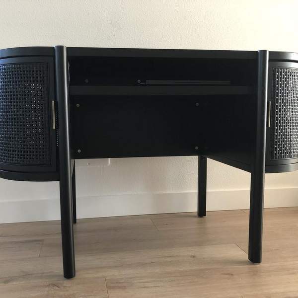 talent design, rattan kapaklı çalışma masası, meşe ahşap masa, retro çalışma masası, İskandinav tasarım masa, doğal malzemeli masa, minimalist çalışma masası, modern ofis masası, şık ev ofis mobilyası, ergonomik çalışma masası, rattan detaylı ofis masası, ahşap masa tasarımı, zarif ofis mobilyası, el yapımı ahşap masa, depolamalı çalışma masası, estetik ve fonksiyonel masa, modern çalışma masası, İskandinav tarz masa, ahşap çalışma masası, doğal malzemeli masa, minimal tasarım masa, ergonomik çalışma masası, şık çalışma mobilyası, estetik çalışma alanı, masif ahşap masa, sade tasarım masa, bohem tarz masa, fonksiyonel çalışma masası, ofis için çalışma masası, ev ofis mobilyası, dekoratif çalışma masası, lüks çalışma mobilyası, çağdaş masa tasarımı, doğal tonlarda masa, rustik çalışma masası, kompakt tasarım masa, çok amaçlı masa, hafif ve dayanıklı masa, tasarımcı masa, modern iç mekan mobilyası, şık masa düzeni, Home ofis çalışma masasıtalent design, rattan kapaklı çalışma masası, meşe ahşap masa, retro çalışma masası, İskandinav tasarım masa, doğal malzemeli masa, minimalist çalışma masası, modern ofis masası, şık ev ofis mobilyası, ergonomik çalışma masası, rattan detaylı ofis masası, ahşap masa tasarımı, zarif ofis mobilyası, el yapımı ahşap masa, depolamalı çalışma masası, estetik ve fonksiyonel masa, modern çalışma masası, İskandinav tarz masa, ahşap çalışma masası, doğal malzemeli masa, minimal tasarım masa, ergonomik çalışma masası, şık çalışma mobilyası, estetik çalışma alanı, masif ahşap masa, sade tasarım masa, bohem tarz masa, fonksiyonel çalışma masası, ofis için çalışma masası, ev ofis mobilyası, dekoratif çalışma masası, lüks çalışma mobilyası, çağdaş masa tasarımı, doğal tonlarda masa, rustik çalışma masası, kompakt tasarım masa, çok amaçlı masa, hafif ve dayanıklı masa, tasarımcı masa, modern iç mekan mobilyası, şık masa düzeni, Home ofis çalışma masası, İskandinav küçük çalışma masası