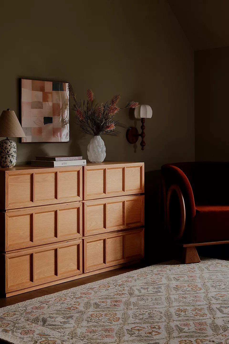 meşe komodin, kare formlu komodin, modern komodin tasarımı, sade çizgili komodin modeli, doğal ahşap komodin, masif meşe komodin, iç mekâna uygun modern komodin, yatak başı dolabı, fonksiyonel komodin tasarımı, kare hatlı komodin, Talent Design komodin, özel üretim meşe komodin, sipariş mobilya üretimi, özel ölçü komodin modeli, ısmarlama tasarım komodin, çağdaş çizgili ahşap komodin, bohem modern komodin, minimal tarz komodin, doğal tonlarda komodin tasarımı