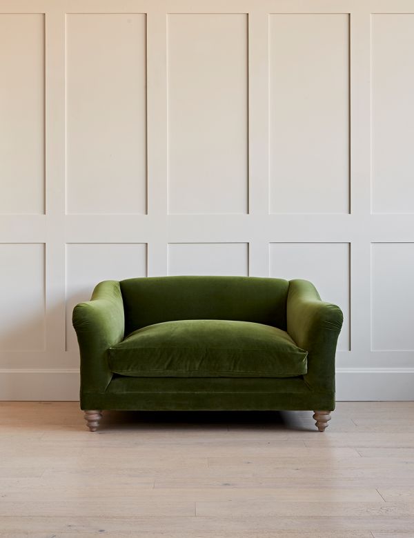 talent design, alba love seat, yeşil kadife love seat, torna ayaklı love seat koltuk, İngiliz tarzı love seat, bohem minimalist love seat, ikili koltuk, kompakt salon love seat, doğal kumaşlı love seat, klasik modern oturma grubu, küçük alanlar için love seat, estetik tasarım koltuk, rahat oturumlu love seat, kadife döşemeli ikili koltuk, vintage love seat koltuk, talent design, alba love seat, yeşil kadife koltuk, torna ayaklı koltuk, İngiliz tarzı koltuk, bohem minimalist koltuk, konforlu ikili koltuk, vintage salon koltuğu, doğal kumaşlı koltuk, klasik modern koltuk, küçük alanlara uygun koltuk, şık ve sade tasarım, estetik oturma grubu, rahat oturumlu koltuk, kadife döşemeli koltuk
