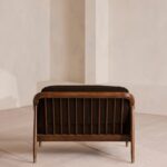 talent design, bruna love seat, hasır kollu koltuk, masif ceviz iskelet, retro dönem tasarımı, kahverengi kadife koltuk, bohem tarz ikili koltuk, kompakt salon koltuğu, doğal ahşap detaylı koltuk, rustik modern oturma grubu, iç mekan mobilya önerisi, küçük alanlar için şık koltuk, vintage tarz kanepe, ceviz ağacı kolçaklı koltuk