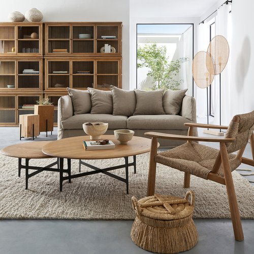 talent design, bruna love seat, hasır kollu koltuk, masif ceviz iskelet, retro dönem tasarımı, kahverengi kadife koltuk, bohem tarz ikili koltuk, kompakt salon koltuğu, doğal ahşap detaylı koltuk, rustik modern oturma grubu, iç mekan mobilya önerisi, küçük alanlar için şık koltuk, vintage tarz kanepe, ceviz ağacı kolçaklı koltuk