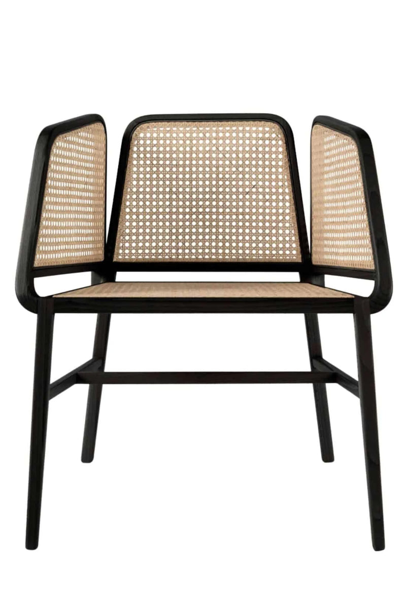 hasır sırtlı sandalye, rattan kolçaklı sandalye, meşe iskeletli sandalye, doğal dokulu sandalye, kolçaklı yemek sandalyesi, bohem stil sandalye, iç mekân için şık sandalye, modern rattan sandalye, el yapımı ahşap sandalye, özel üretim sandalye, özel ölçü kolçaklı sandalye, sipariş mobilya üretimi, ısmarlama sandalye tasarımı, Talent Design sandalye, rustik modern sandalye, sıcak tonlu doğal sandalye, meşe ve rattan uyumlu sandalye, çağdaş çizgili oturma sandalyesi
