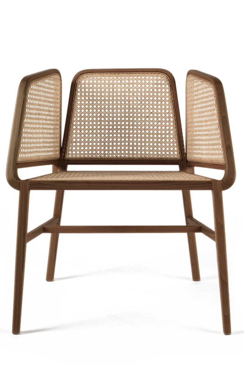hasır sırtlı sandalye, rattan kolçaklı sandalye, meşe iskeletli sandalye, doğal dokulu sandalye, kolçaklı yemek sandalyesi, bohem stil sandalye, iç mekân için şık sandalye, modern rattan sandalye, el yapımı ahşap sandalye, özel üretim sandalye, özel ölçü kolçaklı sandalye, sipariş mobilya üretimi, ısmarlama sandalye tasarımı, Talent Design sandalye, rustik modern sandalye, sıcak tonlu doğal sandalye, meşe ve rattan uyumlu sandalye, çağdaş çizgili oturma sandalyesi
