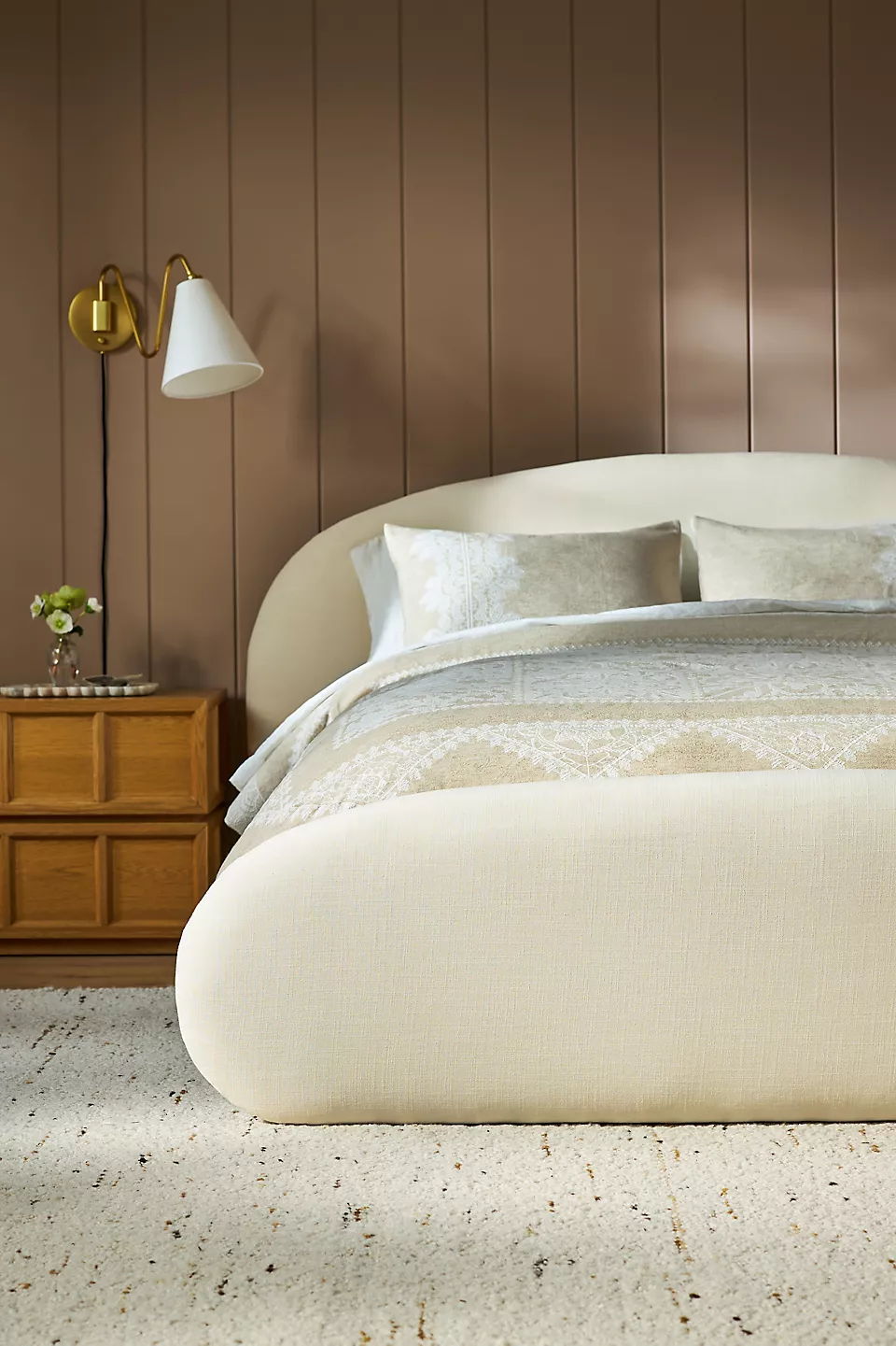 talent design, anira koltuk, yuvarlak koltuk, heykelsi tasarım koltuk, modern minimal koltuk, iç mekan koltuk önerisi, konsept koltuk tasarımı, özgün form koltuk, sanatsal koltuk tasarımı, küçük alanlar için koltuk, kompakt modern koltuk, küratöryel mobilya, çağdaş tasarım koltuk, tek kişilik estetik koltuk, lounge koltuk önerisi, galeri stili mobilya, yuvarlak hatlı koltuk, dekoratif solo koltuk, mimari stil koltuk, heykel formunda koltuk