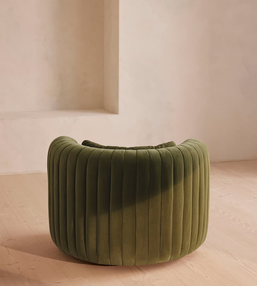 yuvarlak formlu koltuk, özel dokuma kumaş koltuk, yeşil renkli koltuk, modern tasarım koltuk, minimal çizgili koltuk, iç mekân için dekoratif koltuk, çağdaş yeşil koltuk modeli, rahat oturumlu yuvarlak koltuk, tasarım kumaş döşemeli koltuk, bohem stil koltuk, özel üretim yuvarlak koltuk, özel ölçü koltuk tasarımı, sipariş modern koltuk, ısmarlama tasarım koltuk, Talent Design koltuk, organik formlu koltuk, salon için şık yeşil koltuk