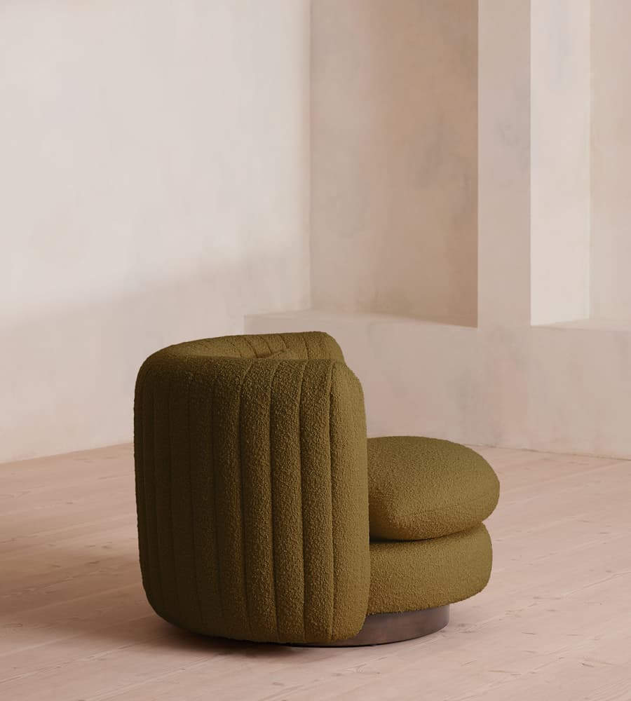 yuvarlak formlu koltuk, özel dokuma kumaş koltuk, yeşil renkli koltuk, modern tasarım koltuk, minimal çizgili koltuk, iç mekân için dekoratif koltuk, çağdaş yeşil koltuk modeli, rahat oturumlu yuvarlak koltuk, tasarım kumaş döşemeli koltuk, bohem stil koltuk, özel üretim yuvarlak koltuk, özel ölçü koltuk tasarımı, sipariş modern koltuk, ısmarlama tasarım koltuk, Talent Design koltuk, organik formlu koltuk, salon için şık yeşil koltuk