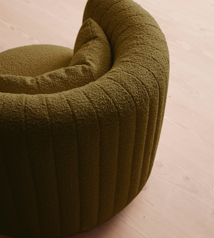 yuvarlak formlu koltuk, özel dokuma kumaş koltuk, yeşil renkli koltuk, modern tasarım koltuk, minimal çizgili koltuk, iç mekân için dekoratif koltuk, çağdaş yeşil koltuk modeli, rahat oturumlu yuvarlak koltuk, tasarım kumaş döşemeli koltuk, bohem stil koltuk, özel üretim yuvarlak koltuk, özel ölçü koltuk tasarımı, sipariş modern koltuk, ısmarlama tasarım koltuk, Talent Design koltuk, organik formlu koltuk, salon için şık yeşil koltuk
