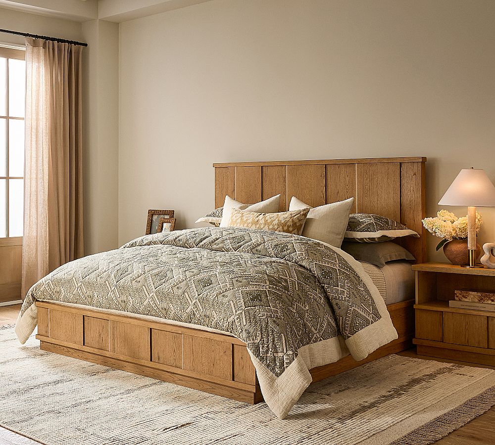 meşe komodin, kare formlu komodin, modern komodin tasarımı, sade çizgili komodin modeli, doğal ahşap komodin, masif meşe komodin, iç mekâna uygun modern komodin, yatak başı dolabı, fonksiyonel komodin tasarımı, kare hatlı komodin, Talent Design komodin, özel üretim meşe komodin, sipariş mobilya üretimi, özel ölçü komodin modeli, ısmarlama tasarım komodin, çağdaş çizgili ahşap komodin, bohem modern komodin, minimal tarz komodin, doğal tonlarda komodin tasarımı