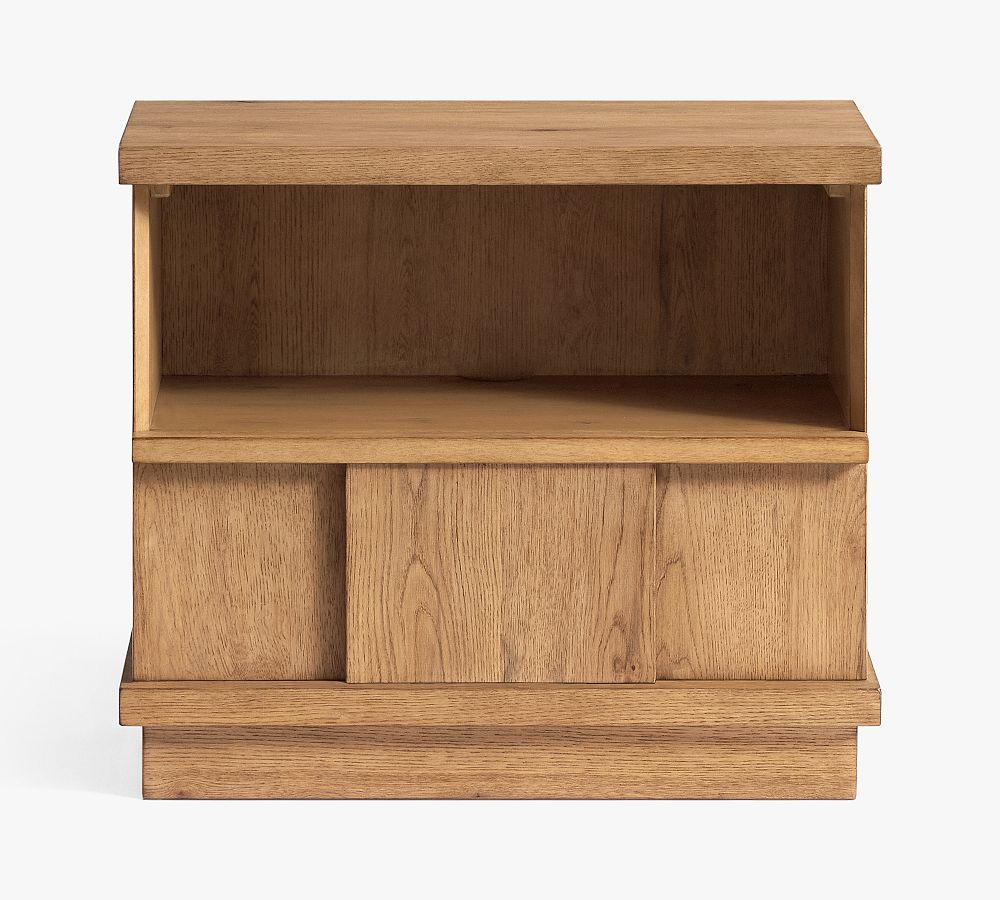 meşe komodin, kare formlu komodin, modern komodin tasarımı, sade çizgili komodin modeli, doğal ahşap komodin, masif meşe komodin, iç mekâna uygun modern komodin, yatak başı dolabı, fonksiyonel komodin tasarımı, kare hatlı komodin, Talent Design komodin, özel üretim meşe komodin, sipariş mobilya üretimi, özel ölçü komodin modeli, ısmarlama tasarım komodin, çağdaş çizgili ahşap komodin, bohem modern komodin, minimal tarz komodin, doğal tonlarda komodin tasarımı