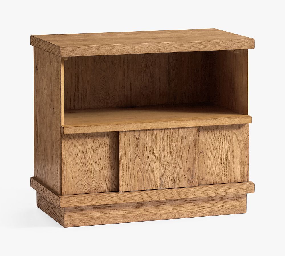meşe komodin, kare formlu komodin, modern komodin tasarımı, sade çizgili komodin modeli, doğal ahşap komodin, masif meşe komodin, iç mekâna uygun modern komodin, yatak başı dolabı, fonksiyonel komodin tasarımı, kare hatlı komodin, Talent Design komodin, özel üretim meşe komodin, sipariş mobilya üretimi, özel ölçü komodin modeli, ısmarlama tasarım komodin, çağdaş çizgili ahşap komodin, bohem modern komodin, minimal tarz komodin, doğal tonlarda komodin tasarımı
