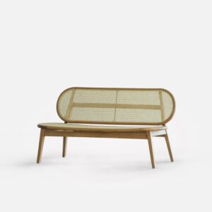 hasır sırtlı bench, rattan sırtlı oturma bankı, modern doğal bench, iç mekân için şık puf, meşe ayaklı rattan bank, otel tipi bench tasarımı, doğal tonlarda oturma mobilyası, organik form bench, salon için uzun oturma alanı, Talent Design bench, özel üretim rattan bank, sipariş mobilya üretimi, ısmarlama oturma mobilyası, özel ölçü bench tasarımı, çağdaş rattan koltuk formu, bohem modern puf, estetik ahşap oturma bankı, iç mekâna uygun doğal bench, rahat oturumlu salon mobilyası