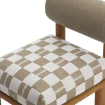 masif meşe koltuk, torna ayaklı koltuk, yuvarlak sırt destekli koltuk, Japon stili oturma koltuğu, doğal ahşap modern koltuk, sade çizgili tasarım koltuk, iç mekâna uygun minimal koltuk, organik formlu rahat koltuk, özel üretim oturma koltuğu, özel ölçü tasarım koltuk, sipariş mobilya üretimi, ısmarlama tasarım koltuk, Talent Design koltuk, estetik konforlu oturum, zamansız ahşap koltuk tasarımı