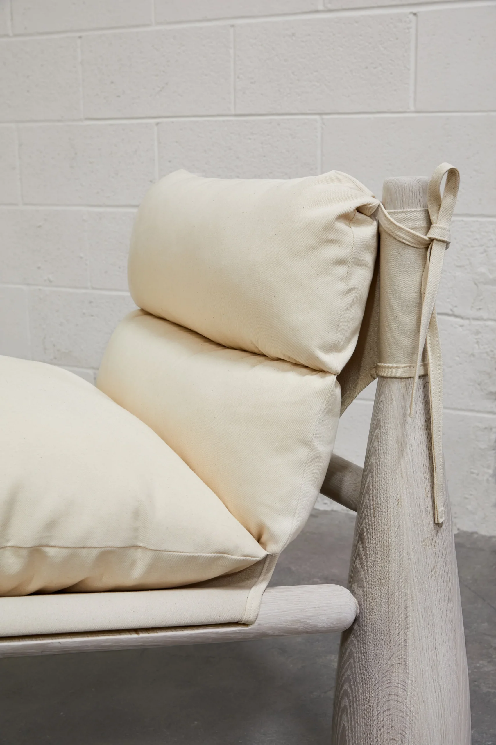 talent design, meditasyon koltuğu, dönerli koltuk, Kapitone düğmeli Fransız koltuk, modern berjer koltuk, meşe bazalı modern koltuk, rattan kol detaylı koltuk, hardal sarısı koltuk, şık oturma odası koltuğu, hasır detaylı berjer, ahşap ayaklı koltuk, rahat oturma odası koltuğu, doğal malzemeli koltuk, özel tasarım koltuk, vintage modern koltuk, minimalist berjer koltuk, retro stil koltuk, ergonomik berjer tasarımı, ahşap ve kumaş uyumlu koltuk, dekoratif oturma odası koltuğu, rattan koltuk tasarımı, ahşap berjer, yüksek sırtlı berjer, hasır detaylı koltuk, modern berjer tasarımı, doğal ahşap berjer, şık berjer koltuk, oturma odası berjeri, rahat berjer koltuk, minimal berjer tasarımı, iç mekan koltuk tasarımı, dekoratif berjer koltuk, ergonomik oturma koltuğu, estetik berjer, çağdaş koltuk tasarımı, lüks berjer koltuk, sade tasarım koltuk, ahşap ve rattan berjer, vintage berjer tasarımı, retro berjer koltuk, tasarımcı berjer, beyaz minderli berjer, oturma odası için şık koltuk, doğal malzeme berjer, modern koltuk, yıkanabilir kumaş koltuk, beyaz kılıflı koltuk, minimal tasarım koltuk, rahat oturma koltuğu, estetik koltuk tasarımı, sade tasarım koltuk, iç mekan mobilyası, lüks koltuk tasarımı, çağdaş oturma koltuğu, vintage stil koltuk, dekoratif koltuk tasarımı, ergonomik oturma mobilyası, doğal kumaş koltuk, dayanıklı oturma koltuğu, minimalist iç mekan mobilyası, şık beyaz koltuk, modüler koltuk tasarımı, oturma odası koltuğu, tasarımcı koltuk, iç mekan estetik mobilya, yumuşak kumaş koltuk, rustik iç mekan koltuğu, konforlu oturma koltuğu, özel tasarım koltuk, minimal tasarım koltuk, İskandinav tarz koltuk, deri kemerli koltuk, modern koltuk tasarımı, rahat oturma koltuğu, şık oturma mobilyası, ahşap çerçeveli koltuk, estetik oturma tasarımı, lüks koltuk tasarımı, çağdaş iç mekan koltuğu, doğal malzemeli koltuk, tasarımcı koltuk, ergonomik oturma mobilyası, sade tasarım koltuk, rustik koltuk, oturma odası için koltuk, vintage tarz koltuk, iç mekan estetik mobilya, konforlu oturma alanı, bohem tarz koltuk, doğal kumaşlı koltuk, hafif tasarım mobilya, özel tasarım koltuk, dayanıklı oturma koltuğu, iç mekan modern koltuk, hasır sırtlı koltuk, modern taht koltuk, masif ahşap koltuk, doğal malzemeli koltuk, İskandinav tarz koltuk, rahat oturma koltuğu, şık tasarım koltuk, yüksek sırtlı koltuk, rustik oturma mobilyası, çağdaş koltuk tasarımı, estetik iç mekan koltuğu, lüks koltuk tasarımı, ergonomik oturma koltuğu, minimal tasarım koltuk, oturma odası için koltuk, vintage tarz koltuk, bohem oturma mobilyası, doğal ahşap detaylı koltuk, iç mekan şık koltuk, retro tarz koltuk, konforlu oturma koltuğu, özel tasarım koltuk, dekoratif oturma mobilyası, dayanıklı ahşap koltuk, tasarımcı iç mekan koltuğu, Hasır siyah lake koltuk, Hasır sırtlı kollu koltuk, Hasır rattan kavisli koltuk, ceviz ağaç hasır koltuk, İskandinav minimal tasarım koltuk, Meşe hasır İskandinav koltuk, love seat koltuktalent design, dönerli koltuk, modern berjer koltuk, meşe bazalı modern koltuk, rattan kol detaylı koltuk, hardal sarısı koltuk, şık oturma odası koltuğu, hasır detaylı berjer, ahşap ayaklı koltuk, rahat oturma odası koltuğu, doğal malzemeli koltuk, özel tasarım koltuk, vintage modern koltuk, minimalist berjer koltuk, retro stil koltuk, ergonomik berjer tasarımı, ahşap ve kumaş uyumlu koltuk, dekoratif oturma odası koltuğu, rattan koltuk tasarımı, ahşap berjer, yüksek sırtlı berjer, hasır detaylı koltuk, modern berjer tasarımı, doğal ahşap berjer, şık berjer koltuk, oturma odası berjeri, rahat berjer koltuk, minimal berjer tasarımı, iç mekan koltuk tasarımı, dekoratif berjer koltuk, ergonomik oturma koltuğu, estetik berjer, çağdaş koltuk tasarımı, lüks berjer koltuk, sade tasarım koltuk, ahşap ve rattan berjer, vintage berjer tasarımı, retro berjer koltuk, tasarımcı berjer, beyaz minderli berjer, oturma odası için şık koltuk, doğal malzeme berjer, modern koltuk, yıkanabilir kumaş koltuk, beyaz kılıflı koltuk, minimal tasarım koltuk, rahat oturma koltuğu, estetik koltuk tasarımı, sade tasarım koltuk, iç mekan mobilyası, lüks koltuk tasarımı, çağdaş oturma koltuğu, vintage stil koltuk, dekoratif koltuk tasarımı, ergonomik oturma mobilyası, doğal kumaş koltuk, dayanıklı oturma koltuğu, minimalist iç mekan mobilyası, şık beyaz koltuk, modüler koltuk tasarımı, oturma odası koltuğu, tasarımcı koltuk, iç mekan estetik mobilya, yumuşak kumaş koltuk, rustik iç mekan koltuğu, konforlu oturma koltuğu, özel tasarım koltuk, minimal tasarım koltuk, İskandinav tarz koltuk, deri kemerli koltuk, modern koltuk tasarımı, rahat oturma koltuğu, şık oturma mobilyası, ahşap çerçeveli koltuk, estetik oturma tasarımı, lüks koltuk tasarımı, çağdaş iç mekan koltuğu, doğal malzemeli koltuk, tasarımcı koltuk, ergonomik oturma mobilyası, sade tasarım koltuk, rustik koltuk, oturma odası için koltuk, vintage tarz koltuk, iç mekan estetik mobilya, konforlu oturma alanı, bohem tarz koltuk, doğal kumaşlı koltuk, hafif tasarım mobilya, özel tasarım koltuk, dayanıklı oturma koltuğu, iç mekan modern koltuk, hasır sırtlı koltuk, modern taht koltuk, masif ahşap koltuk, doğal malzemeli koltuk, İskandinav tarz koltuk, rahat oturma koltuğu, şık tasarım koltuk, yüksek sırtlı koltuk, rustik oturma mobilyası, çağdaş koltuk tasarımı, estetik iç mekan koltuğu, lüks koltuk tasarımı, ergonomik oturma koltuğu, minimal tasarım koltuk, oturma odası için koltuk, vintage tarz koltuk, bohem oturma mobilyası, doğal ahşap detaylı koltuk, iç mekan şık koltuk, retro tarz koltuk, konforlu oturma koltuğu, özel tasarım koltuk, dekoratif oturma mobilyası, dayanıklı ahşap koltuk, tasarımcı iç mekan koltuğu, Hasır siyah lake koltuk, Hasır sırtlı kollu koltuk, Hasır rattan kavisli koltuk, ceviz ağaç hasır koltuk, İskandinav minimal tasarım koltuk, Meşe hasır İskandinav koltuk, love seat koltuk, Deri minderli İskandinav koltuk, Klasik fiskos çay koltuğu, peluş koltuk, İskandinav meşe deri koltuktalent design, dönerli koltuk, modern berjer koltuk, meşe bazalı modern koltuk, rattan kol detaylı koltuk, hardal sarısı koltuk, şık oturma odası koltuğu, hasır detaylı berjer, ahşap ayaklı koltuk, rahat oturma odası koltuğu, doğal malzemeli koltuk, özel tasarım koltuk, vintage modern koltuk, minimalist berjer koltuk, retro stil koltuk, ergonomik berjer tasarımı, ahşap ve kumaş uyumlu koltuk, dekoratif oturma odası koltuğu, rattan koltuk tasarımı, ahşap berjer, yüksek sırtlı berjer, hasır detaylı koltuk, modern berjer tasarımı, doğal ahşap berjer, şık berjer koltuk, oturma odası berjeri, rahat berjer koltuk, minimal berjer tasarımı, iç mekan koltuk tasarımı, dekoratif berjer koltuk, ergonomik oturma koltuğu, estetik berjer, çağdaş koltuk tasarımı, lüks berjer koltuk, sade tasarım koltuk, ahşap ve rattan berjer, vintage berjer tasarımı, retro berjer koltuk, tasarımcı berjer, beyaz minderli berjer, oturma odası için şık koltuk, doğal malzeme berjer, modern koltuk, yıkanabilir kumaş koltuk, beyaz kılıflı koltuk, minimal tasarım koltuk, rahat oturma koltuğu, estetik koltuk tasarımı, sade tasarım koltuk, iç mekan mobilyası, lüks koltuk tasarımı, çağdaş oturma koltuğu, vintage stil koltuk, dekoratif koltuk tasarımı, ergonomik oturma mobilyası, doğal kumaş koltuk, dayanıklı oturma koltuğu, minimalist iç mekan mobilyası, şık beyaz koltuk, modüler koltuk tasarımı, oturma odası koltuğu, tasarımcı koltuk, iç mekan estetik mobilya, yumuşak kumaş koltuk, rustik iç mekan koltuğu, konforlu oturma koltuğu, özel tasarım koltuk, minimal tasarım koltuk, İskandinav tarz koltuk, deri kemerli koltuk, modern koltuk tasarımı, rahat oturma koltuğu, şık oturma mobilyası, ahşap çerçeveli koltuk, estetik oturma tasarımı, lüks koltuk tasarımı, çağdaş iç mekan koltuğu, doğal malzemeli koltuk, tasarımcı koltuk, ergonomik oturma mobilyası, sade tasarım koltuk, rustik koltuk, oturma odası için koltuk, vintage tarz koltuk, iç mekan estetik mobilya, konforlu oturma alanı, bohem tarz koltuk, doğal kumaşlı koltuk, hafif tasarım mobilya, özel tasarım koltuk, dayanıklı oturma koltuğu, iç mekan modern koltuk, hasır sırtlı koltuk, modern taht koltuk, masif ahşap koltuk, doğal malzemeli koltuk, İskandinav tarz koltuk, rahat oturma koltuğu, şık tasarım koltuk, yüksek sırtlı koltuk, rustik oturma mobilyası, çağdaş koltuk tasarımı, estetik iç mekan koltuğu, lüks koltuk tasarımı, ergonomik oturma koltuğu, minimal tasarım koltuk, oturma odası için koltuk, vintage tarz koltuk, bohem oturma mobilyası, doğal ahşap detaylı koltuk, iç mekan şık koltuk, retro tarz koltuk, konforlu oturma koltuğu, özel tasarım koltuk, dekoratif oturma mobilyası, dayanıklı ahşap koltuk, tasarımcı iç mekan koltuğu, Hasır siyah lake koltuk, Hasır sırtlı kollu koltuk, Hasır rattan kavisli koltuk, ceviz ağaç hasır koltuk, İskandinav minimal tasarım koltuk, Meşe hasır İskandinav koltuk, love seat koltuktalent design, dönerli koltuk, modern berjer koltuk, meşe bazalı modern koltuk, rattan kol detaylı koltuk, hardal sarısı koltuk, şık oturma odası koltuğu, hasır detaylı berjer, ahşap ayaklı koltuk, rahat oturma odası koltuğu, doğal malzemeli koltuk, özel tasarım koltuk, vintage modern koltuk, minimalist berjer koltuk, retro stil koltuk, ergonomik berjer tasarımı, ahşap ve kumaş uyumlu koltuk, dekoratif oturma odası koltuğu, rattan koltuk tasarımı, ahşap berjer, yüksek sırtlı berjer, hasır detaylı koltuk, modern berjer tasarımı, doğal ahşap berjer, şık berjer koltuk, oturma odası berjeri, rahat berjer koltuk, minimal berjer tasarımı, iç mekan koltuk tasarımı, dekoratif berjer koltuk, ergonomik oturma koltuğu, estetik berjer, çağdaş koltuk tasarımı, lüks berjer koltuk, sade tasarım koltuk, ahşap ve rattan berjer, vintage berjer tasarımı, retro berjer koltuk, tasarımcı berjer, beyaz minderli berjer, oturma odası için şık koltuk, doğal malzeme berjer, modern koltuk, yıkanabilir kumaş koltuk, beyaz kılıflı koltuk, minimal tasarım koltuk, rahat oturma koltuğu, estetik koltuk tasarımı, sade tasarım koltuk, iç mekan mobilyası, lüks koltuk tasarımı, çağdaş oturma koltuğu, vintage stil koltuk, dekoratif koltuk tasarımı, ergonomik oturma mobilyası, doğal kumaş koltuk, dayanıklı oturma koltuğu, minimalist iç mekan mobilyası, şık beyaz koltuk, modüler koltuk tasarımı, oturma odası koltuğu, tasarımcı koltuk, iç mekan estetik mobilya, yumuşak kumaş koltuk, rustik iç mekan koltuğu, konforlu oturma koltuğu, özel tasarım koltuk, minimal tasarım koltuk, İskandinav tarz koltuk, deri kemerli koltuk, modern koltuk tasarımı, rahat oturma koltuğu, şık oturma mobilyası, ahşap çerçeveli koltuk, estetik oturma tasarımı, lüks koltuk tasarımı, çağdaş iç mekan koltuğu, doğal malzemeli koltuk, tasarımcı koltuk, ergonomik oturma mobilyası, sade tasarım koltuk, rustik koltuk, oturma odası için koltuk, vintage tarz koltuk, iç mekan estetik mobilya, konforlu oturma alanı, bohem tarz koltuk, doğal kumaşlı koltuk, hafif tasarım mobilya, özel tasarım koltuk, dayanıklı oturma koltuğu, iç mekan modern koltuk, hasır sırtlı koltuk, modern taht koltuk, masif ahşap koltuk, doğal malzemeli koltuk, İskandinav tarz koltuk, rahat oturma koltuğu, şık tasarım koltuk, yüksek sırtlı koltuk, rustik oturma mobilyası, çağdaş koltuk tasarımı, estetik iç mekan koltuğu, lüks koltuk tasarımı, ergonomik oturma koltuğu, minimal tasarım koltuk, oturma odası için koltuk, vintage tarz koltuk, bohem oturma mobilyası, doğal ahşap detaylı koltuk, iç mekan şık koltuk, retro tarz koltuk, konforlu oturma koltuğu, özel tasarım koltuk, dekoratif oturma mobilyası, dayanıklı ahşap koltuk, tasarımcı iç mekan koltuğu, Hasır siyah lake koltuk, Hasır sırtlı kollu koltuk, Hasır rattan kavisli koltuk, ceviz ağaç hasır koltuk, İskandinav minimal tasarım koltuk, Meşe hasır İskandinav koltuk, love seat koltuk, Deri minderli İskandinav koltuk, Klasik fiskos çay koltuğu, peluş koltuk, İskandinav meşe deri koltuk, love seat koltuk, sallanan koltuktalent design, dönerli koltuk, Kapitone düğmeli Fransız koltuk, modern berjer koltuk, meşe bazalı modern koltuk, rattan kol detaylı koltuk, hardal sarısı koltuk, şık oturma odası koltuğu, hasır detaylı berjer, ahşap ayaklı koltuk, rahat oturma odası koltuğu, doğal malzemeli koltuk, özel tasarım koltuk, vintage modern koltuk, minimalist berjer koltuk, retro stil koltuk, ergonomik berjer tasarımı, ahşap ve kumaş uyumlu koltuk, dekoratif oturma odası koltuğu, rattan koltuk tasarımı, ahşap berjer, yüksek sırtlı berjer, hasır detaylı koltuk, modern berjer tasarımı, doğal ahşap berjer, şık berjer koltuk, oturma odası berjeri, rahat berjer koltuk, minimal berjer tasarımı, iç mekan koltuk tasarımı, dekoratif berjer koltuk, ergonomik oturma koltuğu, estetik berjer, çağdaş koltuk tasarımı, lüks berjer koltuk, sade tasarım koltuk, ahşap ve rattan berjer, vintage berjer tasarımı, retro berjer koltuk, tasarımcı berjer, beyaz minderli berjer, oturma odası için şık koltuk, doğal malzeme berjer, modern koltuk, yıkanabilir kumaş koltuk, beyaz kılıflı koltuk, minimal tasarım koltuk, rahat oturma koltuğu, estetik koltuk tasarımı, sade tasarım koltuk, iç mekan mobilyası, lüks koltuk tasarımı, çağdaş oturma koltuğu, vintage stil koltuk, dekoratif koltuk tasarımı, ergonomik oturma mobilyası, doğal kumaş koltuk, dayanıklı oturma koltuğu, minimalist iç mekan mobilyası, şık beyaz koltuk, modüler koltuk tasarımı, oturma odası koltuğu, tasarımcı koltuk, iç mekan estetik mobilya, yumuşak kumaş koltuk, rustik iç mekan koltuğu, konforlu oturma koltuğu, özel tasarım koltuk, minimal tasarım koltuk, İskandinav tarz koltuk, deri kemerli koltuk, modern koltuk tasarımı, rahat oturma koltuğu, şık oturma mobilyası, ahşap çerçeveli koltuk, estetik oturma tasarımı, lüks koltuk tasarımı, çağdaş iç mekan koltuğu, doğal malzemeli koltuk, tasarımcı koltuk, ergonomik oturma mobilyası, sade tasarım koltuk, rustik koltuk, oturma odası için koltuk, vintage tarz koltuk, iç mekan estetik mobilya, konforlu oturma alanı, bohem tarz koltuk, doğal kumaşlı koltuk, hafif tasarım mobilya, özel tasarım koltuk, dayanıklı oturma koltuğu, iç mekan modern koltuk, hasır sırtlı koltuk, modern taht koltuk, masif ahşap koltuk, doğal malzemeli koltuk, İskandinav tarz koltuk, rahat oturma koltuğu, şık tasarım koltuk, yüksek sırtlı koltuk, rustik oturma mobilyası, çağdaş koltuk tasarımı, estetik iç mekan koltuğu, lüks koltuk tasarımı, ergonomik oturma koltuğu, minimal tasarım koltuk, oturma odası için koltuk, vintage tarz koltuk, bohem oturma mobilyası, doğal ahşap detaylı koltuk, iç mekan şık koltuk, retro tarz koltuk, konforlu oturma koltuğu, özel tasarım koltuk, dekoratif oturma mobilyası, dayanıklı ahşap koltuk, tasarımcı iç mekan koltuğu, Hasır siyah lake koltuk, Hasır sırtlı kollu koltuk, Hasır rattan kavisli koltuk, ceviz ağaç hasır koltuk, İskandinav minimal tasarım koltuk, Meşe hasır İskandinav koltuk, love seat koltuktalent design, dönerli koltuk, modern berjer koltuk, meşe bazalı modern koltuk, rattan kol detaylı koltuk, hardal sarısı koltuk, şık oturma odası koltuğu, hasır detaylı berjer, ahşap ayaklı koltuk, rahat oturma odası koltuğu, doğal malzemeli koltuk, özel tasarım koltuk, vintage modern koltuk, minimalist berjer koltuk, retro stil koltuk, ergonomik berjer tasarımı, ahşap ve kumaş uyumlu koltuk, dekoratif oturma odası koltuğu, rattan koltuk tasarımı, ahşap berjer, yüksek sırtlı berjer, hasır detaylı koltuk, modern berjer tasarımı, doğal ahşap berjer, şık berjer koltuk, oturma odası berjeri, rahat berjer koltuk, minimal berjer tasarımı, iç mekan koltuk tasarımı, dekoratif berjer koltuk, ergonomik oturma koltuğu, estetik berjer, çağdaş koltuk tasarımı, lüks berjer koltuk, sade tasarım koltuk, ahşap ve rattan berjer, vintage berjer tasarımı, retro berjer koltuk, tasarımcı berjer, beyaz minderli berjer, oturma odası için şık koltuk, doğal malzeme berjer, modern koltuk, yıkanabilir kumaş koltuk, beyaz kılıflı koltuk, minimal tasarım koltuk, rahat oturma koltuğu, estetik koltuk tasarımı, sade tasarım koltuk, iç mekan mobilyası, lüks koltuk tasarımı, çağdaş oturma koltuğu, vintage stil koltuk, dekoratif koltuk tasarımı, ergonomik oturma mobilyası, doğal kumaş koltuk, dayanıklı oturma koltuğu, minimalist iç mekan mobilyası, şık beyaz koltuk, modüler koltuk tasarımı, oturma odası koltuğu, tasarımcı koltuk, iç mekan estetik mobilya, yumuşak kumaş koltuk, rustik iç mekan koltuğu, konforlu oturma koltuğu, özel tasarım koltuk, minimal tasarım koltuk, İskandinav tarz koltuk, deri kemerli koltuk, modern koltuk tasarımı, rahat oturma koltuğu, şık oturma mobilyası, ahşap çerçeveli koltuk, estetik oturma tasarımı, lüks koltuk tasarımı, çağdaş iç mekan koltuğu, doğal malzemeli koltuk, tasarımcı koltuk, ergonomik oturma mobilyası, sade tasarım koltuk, rustik koltuk, oturma odası için koltuk, vintage tarz koltuk, iç mekan estetik mobilya, konforlu oturma alanı, bohem tarz koltuk, doğal kumaşlı koltuk, hafif tasarım mobilya, özel tasarım koltuk, dayanıklı oturma koltuğu, iç mekan modern koltuk, hasır sırtlı koltuk, modern taht koltuk, masif ahşap koltuk, doğal malzemeli koltuk, İskandinav tarz koltuk, rahat oturma koltuğu, şık tasarım koltuk, yüksek sırtlı koltuk, rustik oturma mobilyası, çağdaş koltuk tasarımı, estetik iç mekan koltuğu, lüks koltuk tasarımı, ergonomik oturma koltuğu, minimal tasarım koltuk, oturma odası için koltuk, vintage tarz koltuk, bohem oturma mobilyası, doğal ahşap detaylı koltuk, iç mekan şık koltuk, retro tarz koltuk, konforlu oturma koltuğu, özel tasarım koltuk, dekoratif oturma mobilyası, dayanıklı ahşap koltuk, tasarımcı iç mekan koltuğu, Hasır siyah lake koltuk, Hasır sırtlı kollu koltuk, Hasır rattan kavisli koltuk, ceviz ağaç hasır koltuk, İskandinav minimal tasarım koltuk, Meşe hasır İskandinav koltuk, love seat koltuk, Deri minderli İskandinav koltuk, Klasik fiskos çay koltuğu, peluş koltuk, İskandinav meşe deri koltuktalent design, dönerli koltuk, modern berjer koltuk, meşe bazalı modern koltuk, rattan kol detaylı koltuk, hardal sarısı koltuk, şık oturma odası koltuğu, hasır detaylı berjer, ahşap ayaklı koltuk, rahat oturma odası koltuğu, doğal malzemeli koltuk, özel tasarım koltuk, vintage modern koltuk, minimalist berjer koltuk, retro stil koltuk, ergonomik berjer tasarımı, ahşap ve kumaş uyumlu koltuk, dekoratif oturma odası koltuğu, rattan koltuk tasarımı, ahşap berjer, yüksek sırtlı berjer, hasır detaylı koltuk, modern berjer tasarımı, doğal ahşap berjer, şık berjer koltuk, oturma odası berjeri, rahat berjer koltuk, minimal berjer tasarımı, iç mekan koltuk tasarımı, dekoratif berjer koltuk, ergonomik oturma koltuğu, estetik berjer, çağdaş koltuk tasarımı, lüks berjer koltuk, sade tasarım koltuk, ahşap ve rattan berjer, vintage berjer tasarımı, retro berjer koltuk, tasarımcı berjer, beyaz minderli berjer, oturma odası için şık koltuk, doğal malzeme berjer, modern koltuk, yıkanabilir kumaş koltuk, beyaz kılıflı koltuk, minimal tasarım koltuk, rahat oturma koltuğu, estetik koltuk tasarımı, sade tasarım koltuk, iç mekan mobilyası, lüks koltuk tasarımı, çağdaş oturma koltuğu, vintage stil koltuk, dekoratif koltuk tasarımı, ergonomik oturma mobilyası, doğal kumaş koltuk, dayanıklı oturma koltuğu, minimalist iç mekan mobilyası, şık beyaz koltuk, modüler koltuk tasarımı, oturma odası koltuğu, tasarımcı koltuk, iç mekan estetik mobilya, yumuşak kumaş koltuk, rustik iç mekan koltuğu, konforlu oturma koltuğu, özel tasarım koltuk, minimal tasarım koltuk, İskandinav tarz koltuk, deri kemerli koltuk, modern koltuk tasarımı, rahat oturma koltuğu, şık oturma mobilyası, ahşap çerçeveli koltuk, estetik oturma tasarımı, lüks koltuk tasarımı, çağdaş iç mekan koltuğu, doğal malzemeli koltuk, tasarımcı koltuk, ergonomik oturma mobilyası, sade tasarım koltuk, rustik koltuk, oturma odası için koltuk, vintage tarz koltuk, iç mekan estetik mobilya, konforlu oturma alanı, bohem tarz koltuk, doğal kumaşlı koltuk, hafif tasarım mobilya, özel tasarım koltuk, dayanıklı oturma koltuğu, iç mekan modern koltuk, hasır sırtlı koltuk, modern taht koltuk, masif ahşap koltuk, doğal malzemeli koltuk, İskandinav tarz koltuk, rahat oturma koltuğu, şık tasarım koltuk, yüksek sırtlı koltuk, rustik oturma mobilyası, çağdaş koltuk tasarımı, estetik iç mekan koltuğu, lüks koltuk tasarımı, ergonomik oturma koltuğu, minimal tasarım koltuk, oturma odası için koltuk, vintage tarz koltuk, bohem oturma mobilyası, doğal ahşap detaylı koltuk, iç mekan şık koltuk, retro tarz koltuk, konforlu oturma koltuğu, özel tasarım koltuk, dekoratif oturma mobilyası, dayanıklı ahşap koltuk, tasarımcı iç mekan koltuğu, Hasır siyah lake koltuk, Hasır sırtlı kollu koltuk, Hasır rattan kavisli koltuk, ceviz ağaç hasır koltuk, İskandinav minimal tasarım koltuk, Meşe hasır İskandinav koltuk, love seat koltuktalent design, dönerli koltuk, modern berjer koltuk, meşe bazalı modern koltuk, rattan kol detaylı koltuk, hardal sarısı koltuk, şık oturma odası koltuğu, hasır detaylı berjer, ahşap ayaklı koltuk, rahat oturma odası koltuğu, doğal malzemeli koltuk, özel tasarım koltuk, vintage modern koltuk, minimalist berjer koltuk, retro stil koltuk, ergonomik berjer tasarımı, ahşap ve kumaş uyumlu koltuk, dekoratif oturma odası koltuğu, rattan koltuk tasarımı, ahşap berjer, yüksek sırtlı berjer, hasır detaylı koltuk, modern berjer tasarımı, doğal ahşap berjer, şık berjer koltuk, oturma odası berjeri, rahat berjer koltuk, minimal berjer tasarımı, iç mekan koltuk tasarımı, dekoratif berjer koltuk, ergonomik oturma koltuğu, estetik berjer, çağdaş koltuk tasarımı, lüks berjer koltuk, sade tasarım koltuk, ahşap ve rattan berjer, vintage berjer tasarımı, retro berjer koltuk, tasarımcı berjer, beyaz minderli berjer, oturma odası için şık koltuk, doğal malzeme berjer, modern koltuk, yıkanabilir kumaş koltuk, beyaz kılıflı koltuk, minimal tasarım koltuk, rahat oturma koltuğu, estetik koltuk tasarımı, sade tasarım koltuk, iç mekan mobilyası, lüks koltuk tasarımı, çağdaş oturma koltuğu, vintage stil koltuk, dekoratif koltuk tasarımı, ergonomik oturma mobilyası, doğal kumaş koltuk, dayanıklı oturma koltuğu, minimalist iç mekan mobilyası, şık beyaz koltuk, modüler koltuk tasarımı, oturma odası koltuğu, tasarımcı koltuk, iç mekan estetik mobilya, yumuşak kumaş koltuk, rustik iç mekan koltuğu, konforlu oturma koltuğu, özel tasarım koltuk, minimal tasarım koltuk, İskandinav tarz koltuk, deri kemerli koltuk, modern koltuk tasarımı, rahat oturma koltuğu, şık oturma mobilyası, ahşap çerçeveli koltuk, estetik oturma tasarımı, lüks koltuk tasarımı, çağdaş iç mekan koltuğu, doğal malzemeli koltuk, tasarımcı koltuk, ergonomik oturma mobilyası, sade tasarım koltuk, rustik koltuk, oturma odası için koltuk, vintage tarz koltuk, iç mekan estetik mobilya, konforlu oturma alanı, bohem tarz koltuk, doğal kumaşlı koltuk, hafif tasarım mobilya, özel tasarım koltuk, dayanıklı oturma koltuğu, iç mekan modern koltuk, hasır sırtlı koltuk, modern taht koltuk, masif ahşap koltuk, doğal malzemeli koltuk, İskandinav tarz koltuk, rahat oturma koltuğu, şık tasarım koltuk, yüksek sırtlı koltuk, rustik oturma mobilyası, çağdaş koltuk tasarımı, estetik iç mekan koltuğu, lüks koltuk tasarımı, ergonomik oturma koltuğu, minimal tasarım koltuk, oturma odası için koltuk, vintage tarz koltuk, bohem oturma mobilyası, doğal ahşap detaylı koltuk, iç mekan şık koltuk, retro tarz koltuk, konforlu oturma koltuğu, özel tasarım koltuk, dekoratif oturma mobilyası, dayanıklı ahşap koltuk, tasarımcı iç mekan koltuğu, Hasır siyah lake koltuk, Hasır sırtlı kollu koltuk, Hasır rattan kavisli koltuk, ceviz ağaç hasır koltuk, İskandinav minimal tasarım koltuk, Meşe hasır İskandinav koltuk, love seat koltuk, Deri minderli İskandinav koltuk, Klasik fiskos çay koltuğu, peluş koltuk, İskandinav meşe deri koltuk, love seat koltuk, sallanan koltuk