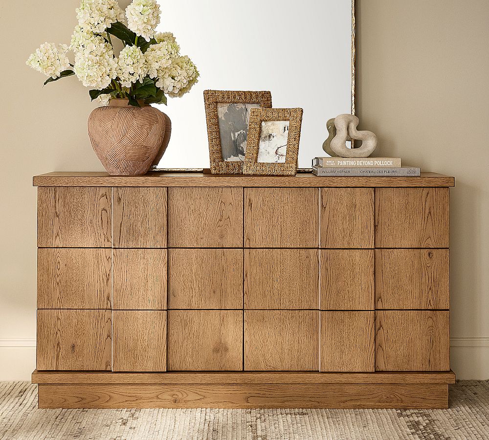 talent design, lunor şifonyer, masif meşe şifonyer, fırçalı meşe mobilya, kare form şifonyer, çekmeceli şifonyer, rustik ahşap şifonyer, modern country şifonyer, minimal tasarım şifonyer, doğal dokulu şifonyer, sade çizgili şifonyer, kompakt depolama ünitesi, iç mekan şık depolama çözümü, doğal ahşap komodin, meşe ağacı şifonyer, kare hatlı mobilya tasarımı, bohem tarz mobilya, fonksiyonel şifonyer modeli