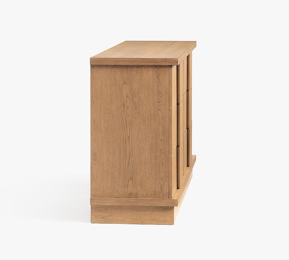 talent design, lunor şifonyer, masif meşe şifonyer, fırçalı meşe mobilya, kare form şifonyer, çekmeceli şifonyer, rustik ahşap şifonyer, modern country şifonyer, minimal tasarım şifonyer, doğal dokulu şifonyer, sade çizgili şifonyer, kompakt depolama ünitesi, iç mekan şık depolama çözümü, doğal ahşap komodin, meşe ağacı şifonyer, kare hatlı mobilya tasarımı, bohem tarz mobilya, fonksiyonel şifonyer modeli