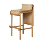 talent design, milen bar sandalyesi, hasır rattan bar sandalyesi, meşe iskeletli sandalye, doğal ahşap bar sandalyesi, el yapımı bar sandalyesi, bohem tarz sandalye, rustik modern bar sandalyesi, iç mekan bar sandalyesi, minimal tasarım sandalye, sürdürülebilir mobilya, bar masası için yüksek sandalye, doğal malzemeli sandalye, zarif ve sade bar sandalyesi, dekoratif rattan sandalye, mutfak adası sandalyesi
