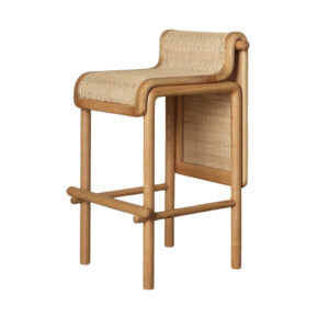 talent design, milen bar sandalyesi, hasır rattan bar sandalyesi, meşe iskeletli sandalye, doğal ahşap bar sandalyesi, el yapımı bar sandalyesi, bohem tarz sandalye, rustik modern bar sandalyesi, iç mekan bar sandalyesi, minimal tasarım sandalye, sürdürülebilir mobilya, bar masası için yüksek sandalye, doğal malzemeli sandalye, zarif ve sade bar sandalyesi, dekoratif rattan sandalye, mutfak adası sandalyesi