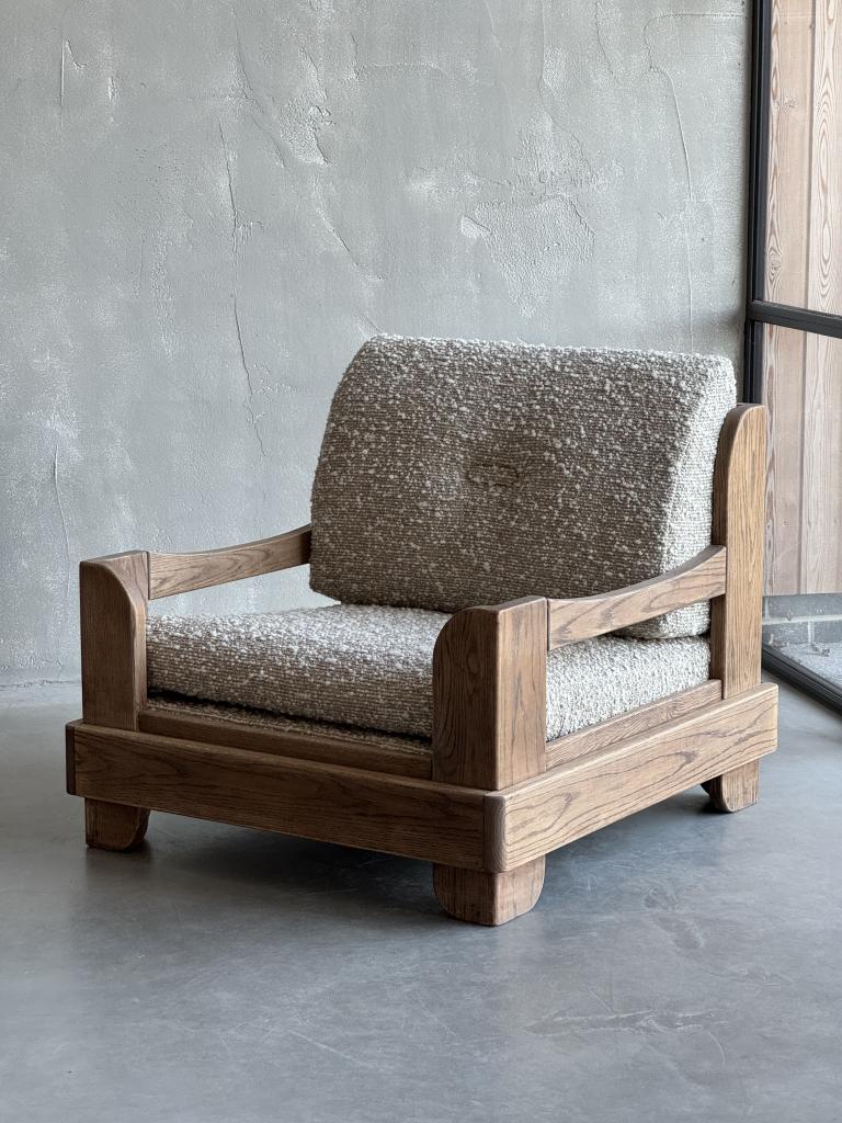 talent design, nola koltuk, antik ceviz koltuk, eski meşe ahşap koltuk, boucle kumaş koltuk, rustik tekli koltuk, minimalist ahşap koltuk, skandinav stil koltuk, el işçiliği masif koltuk, doğal ahşap detaylı koltuk, kalın minderli rahat koltuk, iç mekân bohem koltuk, modern rustik oturma alanı, retro esintili tasarım koltuk, dayanıklı konforlu koltuk