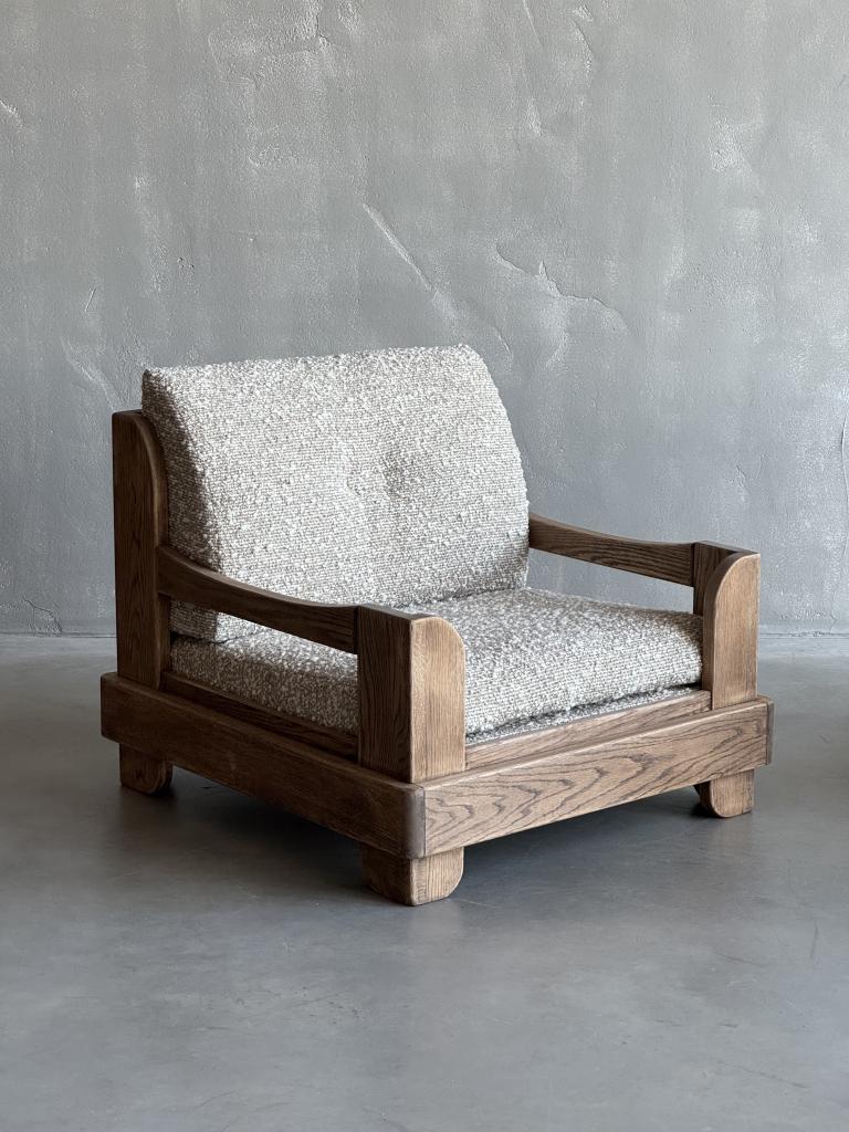 talent design, nola koltuk, antik ceviz koltuk, eski meşe ahşap koltuk, boucle kumaş koltuk, rustik tekli koltuk, minimalist ahşap koltuk, skandinav stil koltuk, el işçiliği masif koltuk, doğal ahşap detaylı koltuk, kalın minderli rahat koltuk, iç mekân bohem koltuk, modern rustik oturma alanı, retro esintili tasarım koltuk, dayanıklı konforlu koltuk