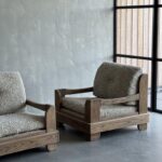 talent design, nola koltuk, antik ceviz koltuk, eski meşe ahşap koltuk, boucle kumaş koltuk, rustik tekli koltuk, minimalist ahşap koltuk, skandinav stil koltuk, el işçiliği masif koltuk, doğal ahşap detaylı koltuk, kalın minderli rahat koltuk, iç mekân bohem koltuk, modern rustik oturma alanı, retro esintili tasarım koltuk, dayanıklı konforlu koltuk